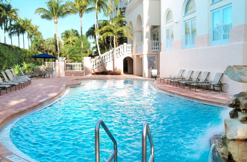 Hilton Naples