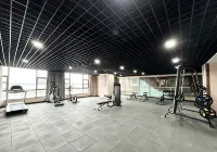 Tianhe Hotel - parking