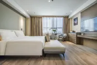 Yangjiang Jiangcheng Junyi Square Atour X Hotel Отели в г. Янцзян