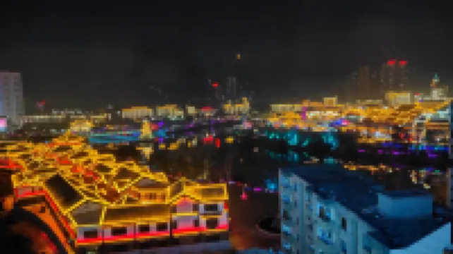 Tomato Hotel (Zhongnanmen Ancient City) Hotels near Dongshan Temple