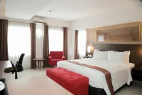 Grand Inna Medan - Pools