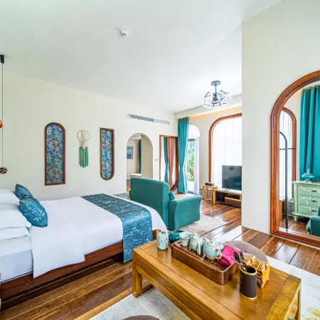 Lanyue Xingyu · Pinyue Butterfly Valley · Floral Boutique Stay