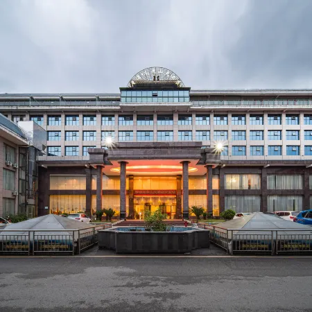 Houde Nanquanshan Hotel