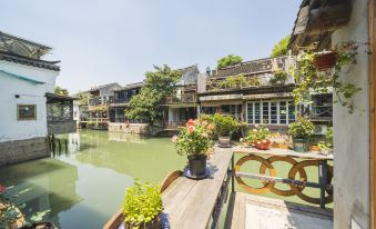 Corner Inn (Zhujiajiao Ancient Town)