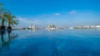 فندق ذا لابيس - مسبح غير متناهي