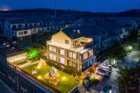 Floral·Penglai Xiaoyuan Inn (Penglai Pavilion Eight Immortals Crossing the Sea Ocean Polar World) Hotels in Yantai