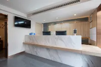 Grace Inn Hotel (Jinan University Zhonghai Huanyucheng) - 2-Star