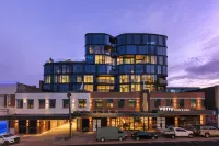 Veriu Collingwood Hotels near A Clockwork Café