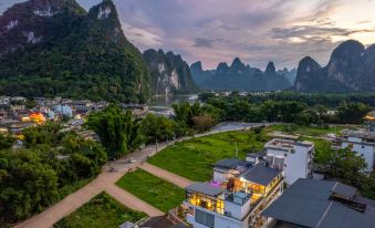 Yangshuo Shuimo Dongli Hotel