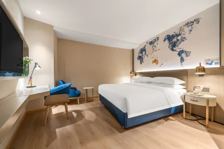 Kyriad Hotel (Chongqing Jiefangbei Pedestrian Street Hongyadong)