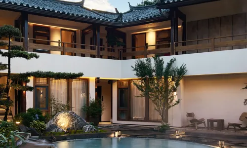 Lijiang Pu Zhi Designer Hotel HOLIDAY VILLA (The Old Town of Lijiang South Gate)