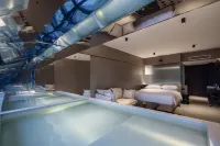 Conch Kechi River View Pool Hotel (Changsha Wuyi Square Poly International Branch)