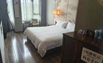 Rongxian Nanhua Tengyu Business Hotel