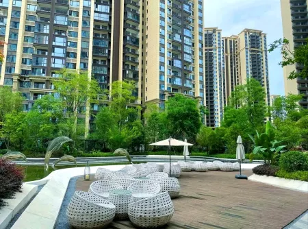 Xixi City Homestay (Guanghan Samsungdui Branch) Отели в г. Гуанхан