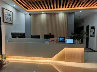 Ledong Wonderland Holiday Inn