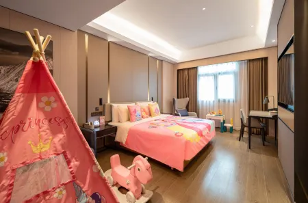 Atour Hotel Shenzhen Luohu Mixc