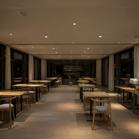 Middle Mountain Hotel