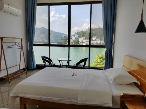 Bama Dream Lake Homestay