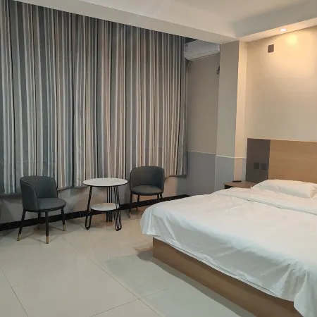 Langfang Yuejia Hotel