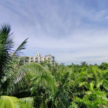 Haikou Feifan Holiday Apartment (Hainan University Qilou Old Street)