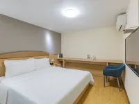 7Days Inn Chain Hotel (Wuhan Jianghan Road Pedestrian Street Jiqing Street) Hotels in Wuhan