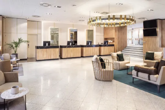 Meliá Avenida America Отели рядом с достопримечательностью «Парк Эль Параисо»