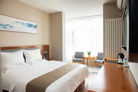 Home Inn Huayi (Linyi Lanling Yucai Road)