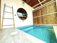 แอท เดอะ บีช เกาะล้าน 2 โรงแรมใกล้หาดตาแหวน