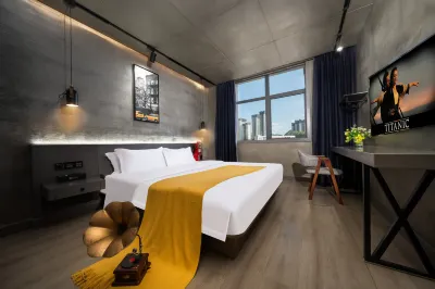 Baihua Hotel (Panzhihua South Railway Station) Hotels in Panzhihuanan Railway Station