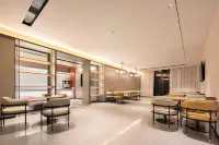 柏曼飯店（黃岡武穴刊江大道店） - 停車場