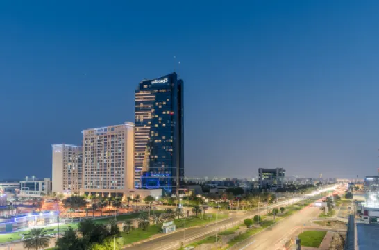 Dusit Thani Abu Dhabi โรงแรมใกล้ศูนย์การค้ามัชริฟมอลล์