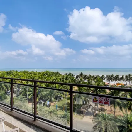 QiongHai  JiaLan Wellness Seaview Hotel