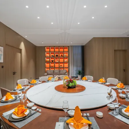 Quzhou Yuexi Rezen Hotel