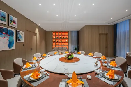 Quzhou Yuexi Rezen Hotel Отели рядом с достопримечательностью «Ancestral Temple of the Southern Confucius Clan»