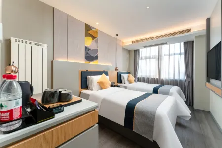 Homeinn Selected Hotel (Jinan Changqing University Town) Отели рядом с достопримечательностью «Shandong Labour Vocational and Technology College (2nd Ring Road East)»