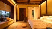Tsinghua Hotels in Qingzhen