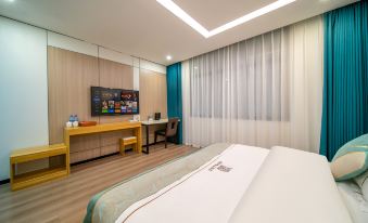 Liping Yihe Shangpin Hotel