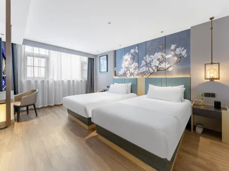 Magnotel Hotel (Luoyang Peony Square Subway Station Wanda)