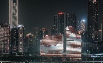 Yiduo Riverview Hotel (Chongqing Liberation Monument Hongya Cave)