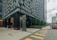吉隆坡市中心樓頂無邊泳池近雙子塔WYATT懷悦酒店式公寓