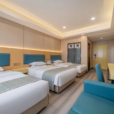 Zogang County Rezen Select Hotel