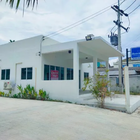 Sichon Residence Отели рядом с достопримечательностью «Wat Chedi»