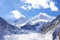 VALATOMS梵拉圖飯店（磨西古鎮二店）