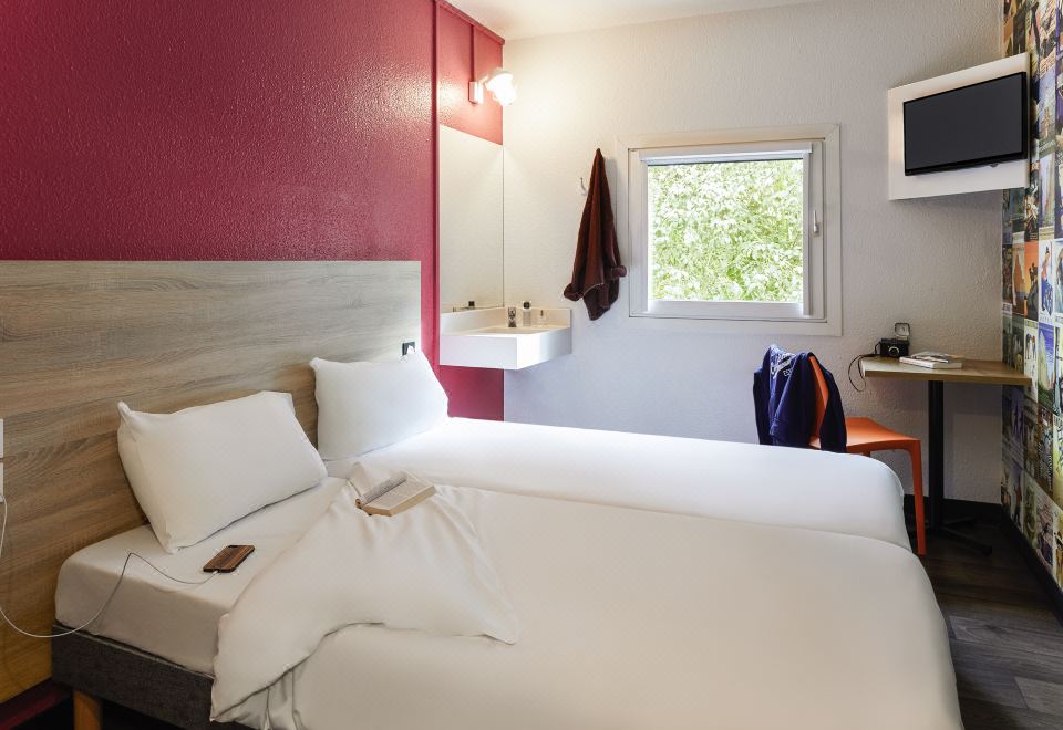 호텔F1 파리 포르트 드 샤티용 이미지