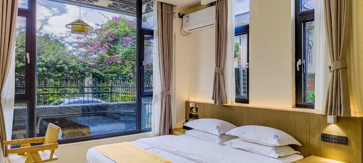 Yuan Chuang Yi Su Hotels in Weishan Yi and Hui Autonomous County