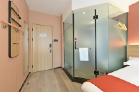 Pod Inn Collection Hotel (Beijing Chaoyang High-Speed Railway Station Shilibao Metro Station Store) Hotels in Beijing