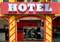 Ark Hotel Subang Hotels near Sultan Abdul Aziz Shah Airport