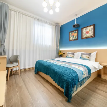 Lanyue Boutique Bed and Breakfast (Yingtianmen Branch, Luoyi Ancient City)