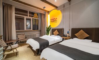 Manzhouli Eurasian Hotel