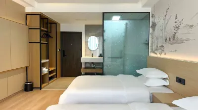 Guidong Daqixiang Hotel Отели рядом с достопримечательностью «Автобусная станция Синьцзян-Дун»